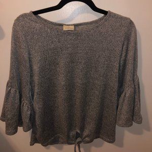 Caution To the Wind Grey Short Sleeved Top w/ bottom tie